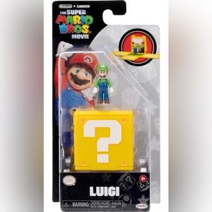 THE SUPER MARIO BROS. MOVIE – 1.25” Luigi Mini Figure with Question Block